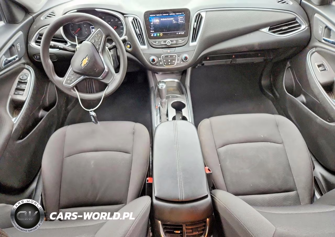 2019 Chevrolet Malibu Lt VIN:1G1ZD5ST5KF147665 - 8