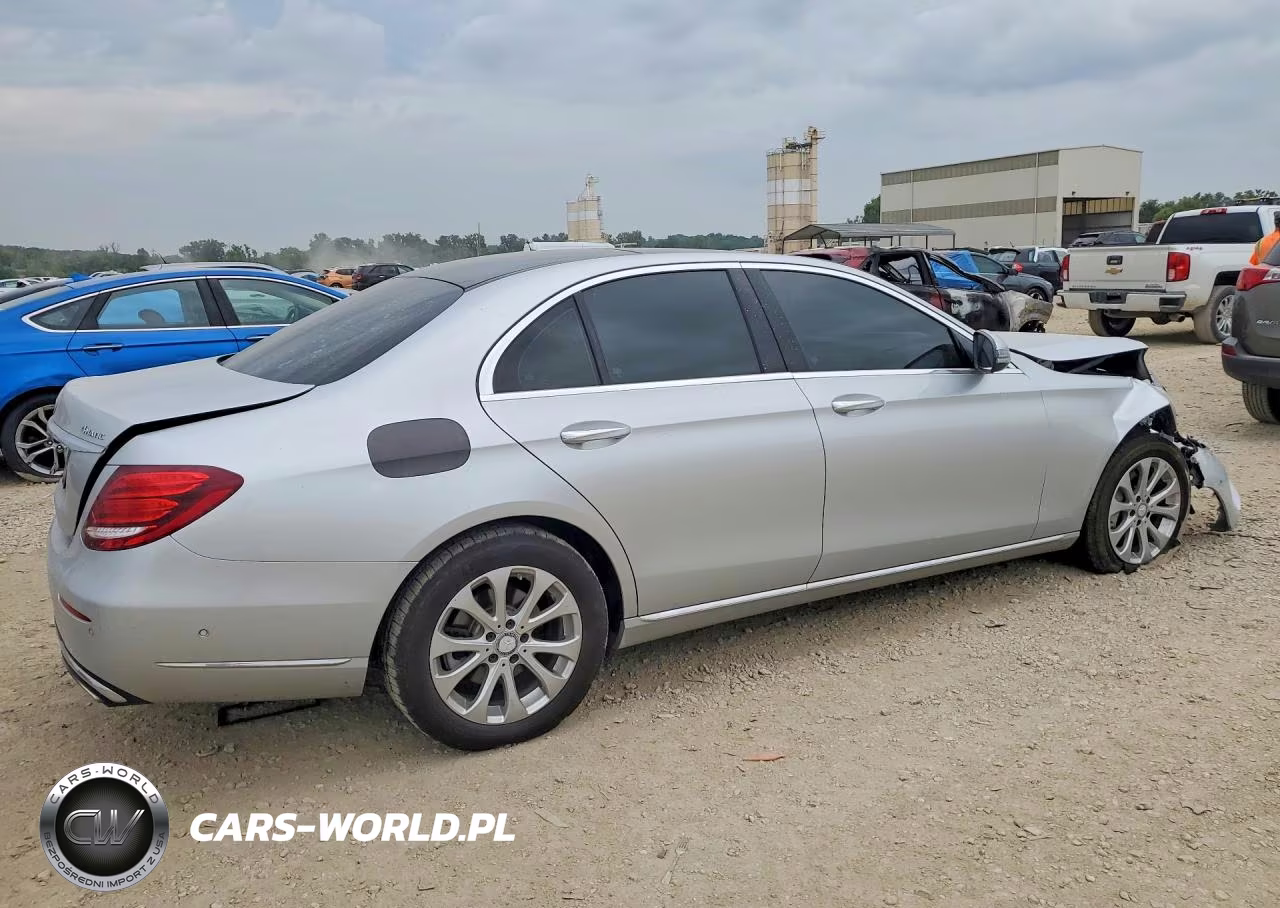 2017 Mercedes-Benz E 300 4Matic VIN:WDDZF4KB2HA101497 - 3