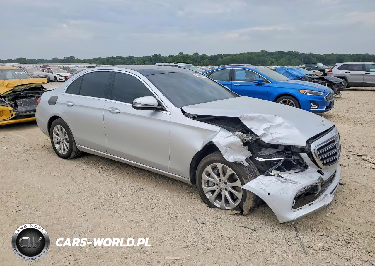 2017 Mercedes-Benz E 300 4Matic VIN:WDDZF4KB2HA101497 - 4