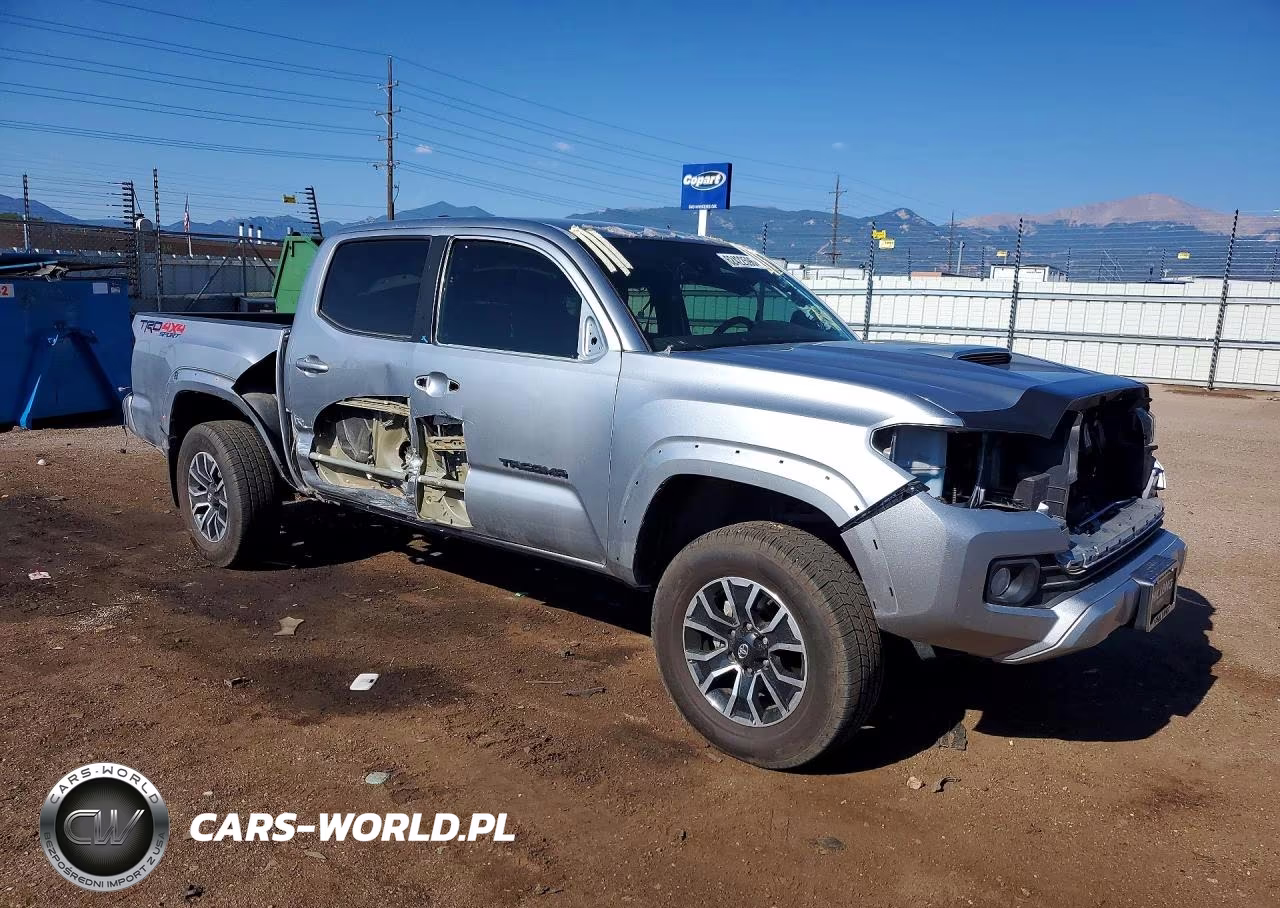 2022 Toyota Tacoma Trd Sport VIN:3TMCZ5AN5NM458826 - 4