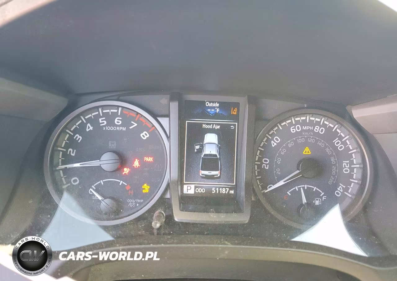 2022 Toyota Tacoma Trd Sport VIN:3TMCZ5AN5NM458826 - 9