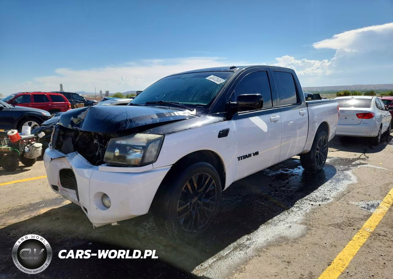 2013 Nissan Titan Sv