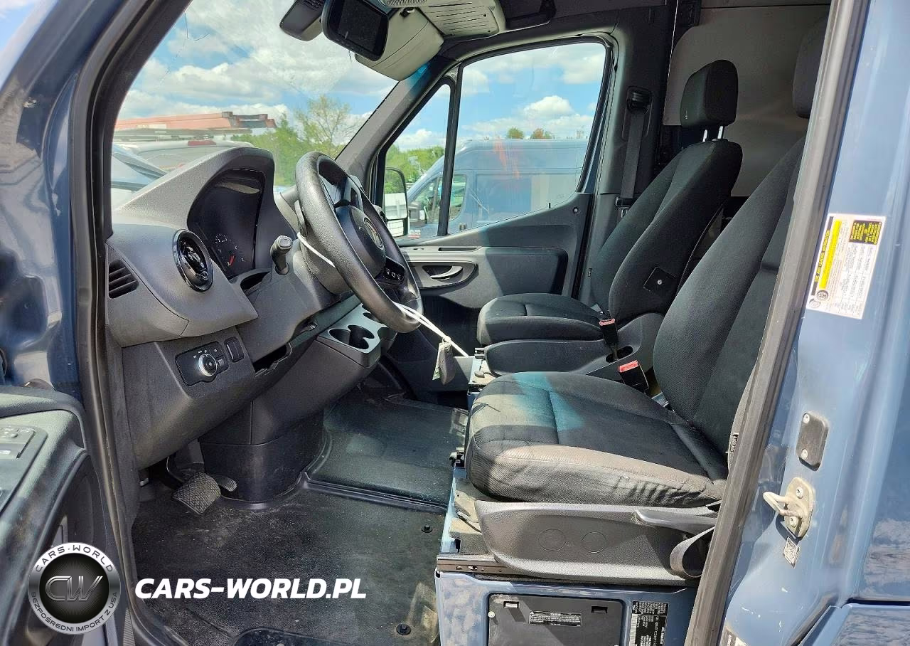 2019 Mercedes-Benz Sprinter 2500-3500 VIN:WD4PF1CD8KP119044 - 7