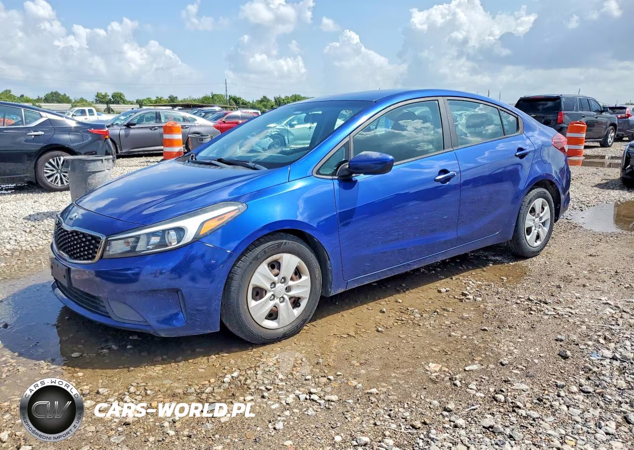 2017 Kia Forte Lx VIN:3KPFK4A7XHE085536 - 1