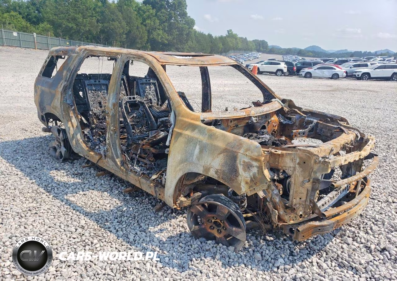 2022 Chevrolet Tahoe K1500 Rst VIN:1GNSKRKL1NR183028 - 4