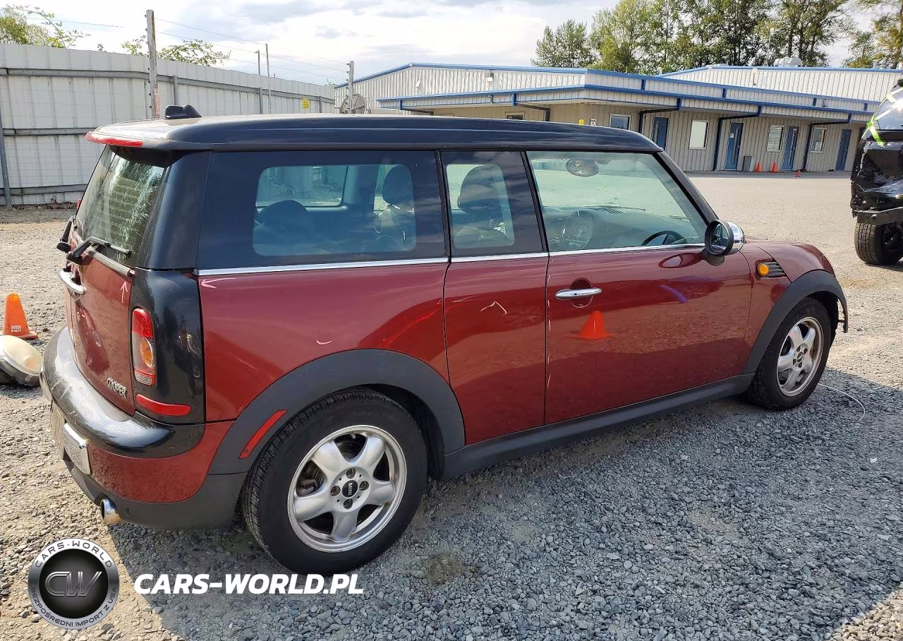 2009 Mini Cooper Clubman VIN:WMWML33509TN68677 - 3