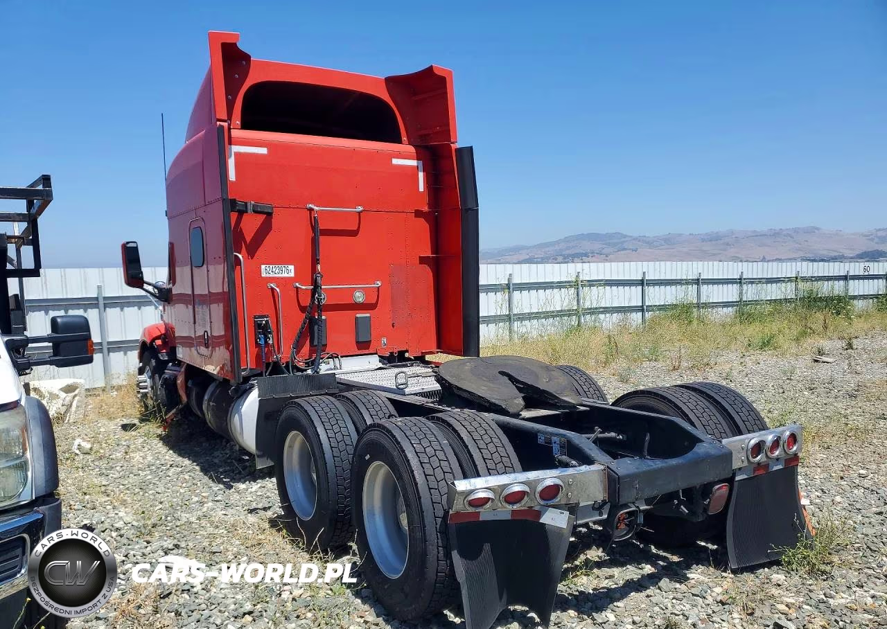2017 Peterbilt 579 Semi Truck VIN:1XPBD49X9HD416071 - 2