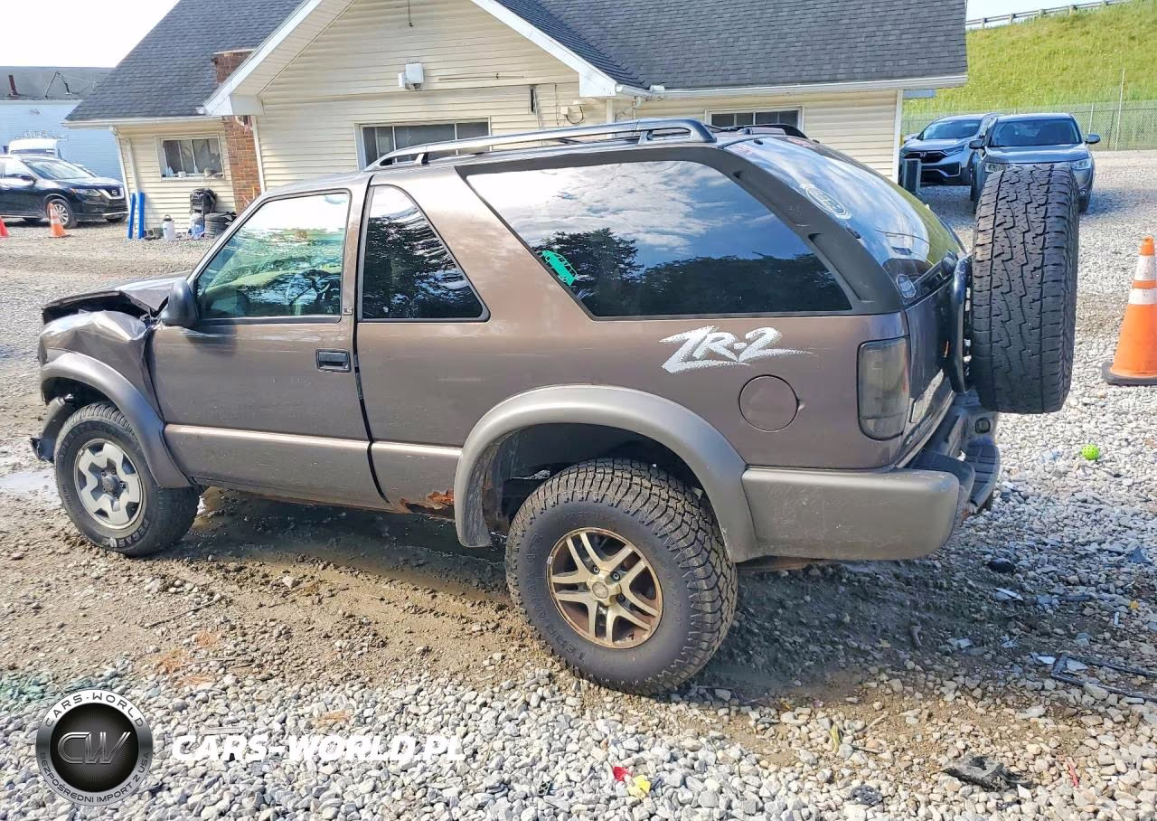 1998 Chevrolet Blazer VIN:1GNCT18W4WK215338 - 2