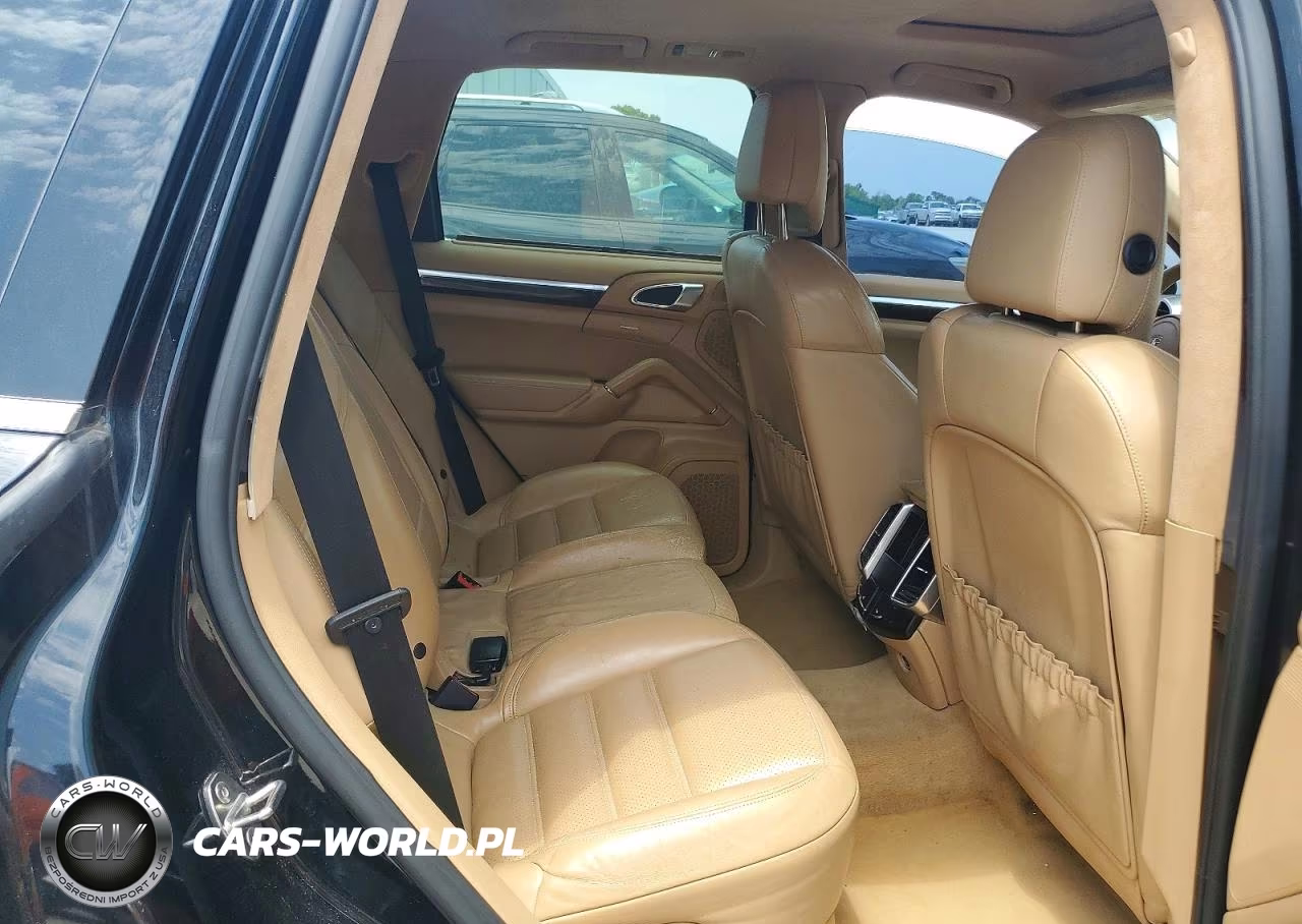 2011 Porsche Cayenne Turbo VIN:WP1AC2A2XBLA81614 - 11