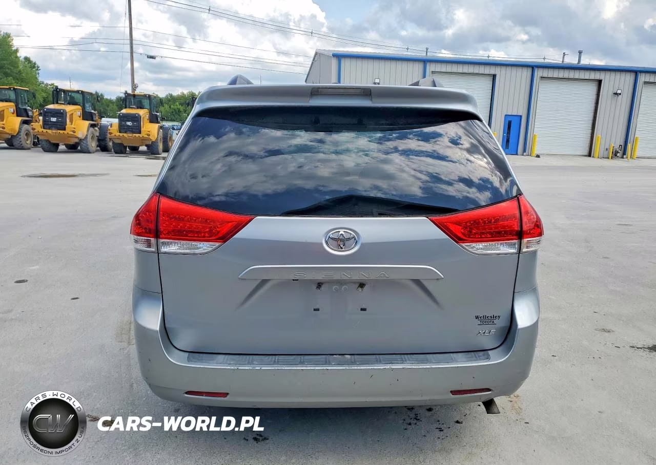 2011 Toyota Sienna Xle 8-Passenger VIN:5TDYK3DC5BS007562 - 6