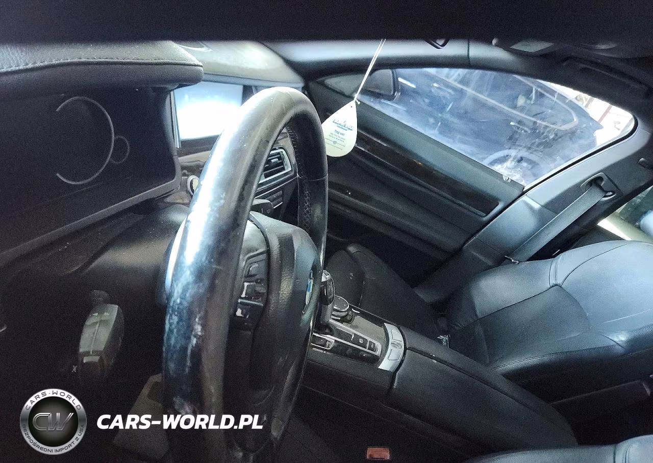 2015 BMW 740 Li VIN:WBAYE4C58FD139004 - 9