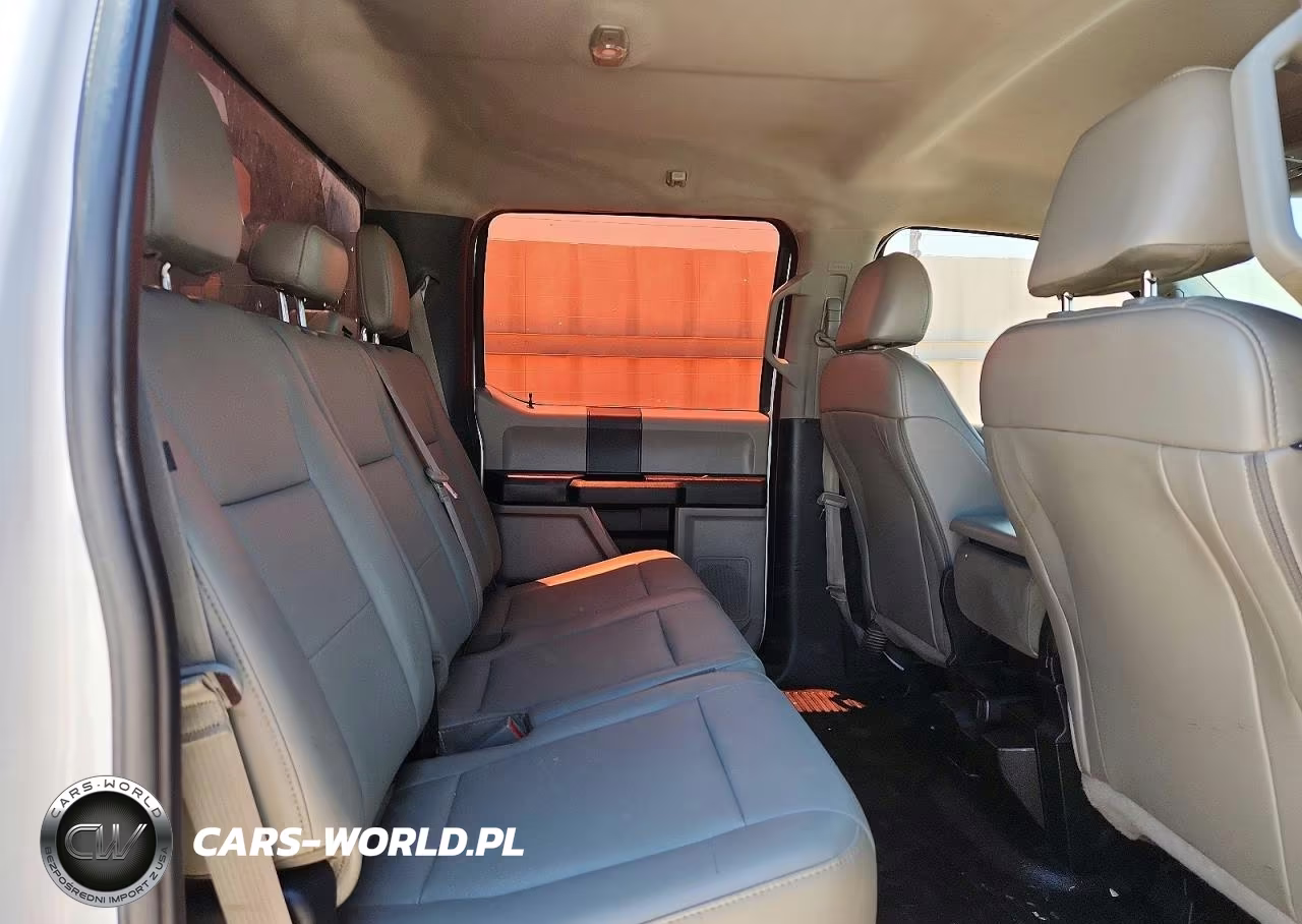 2019 Ford F550 Super Duty VIN:1FD0W5HT3KED70306 - 10