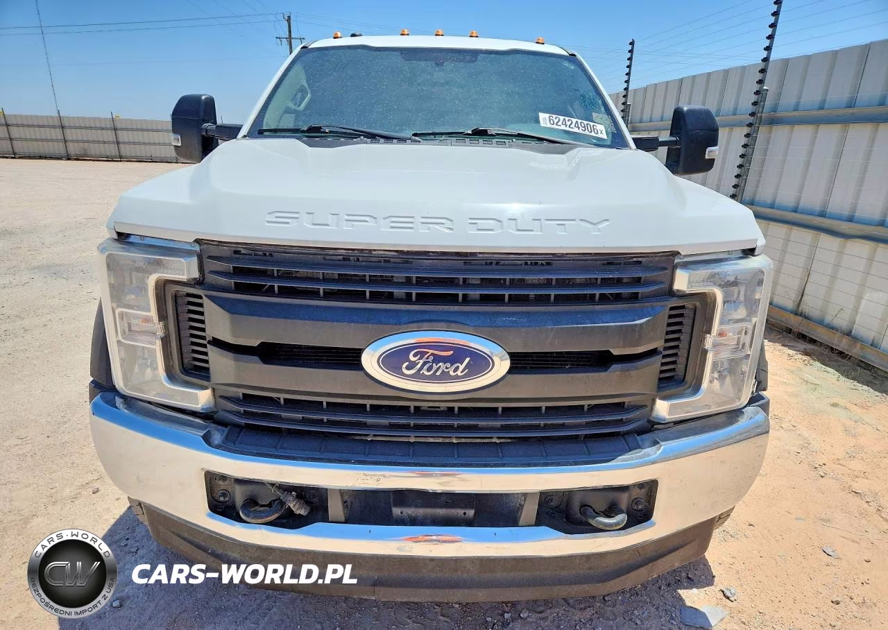 2019 Ford F550 Super Duty VIN:1FD0W5HT3KED70306 - 5