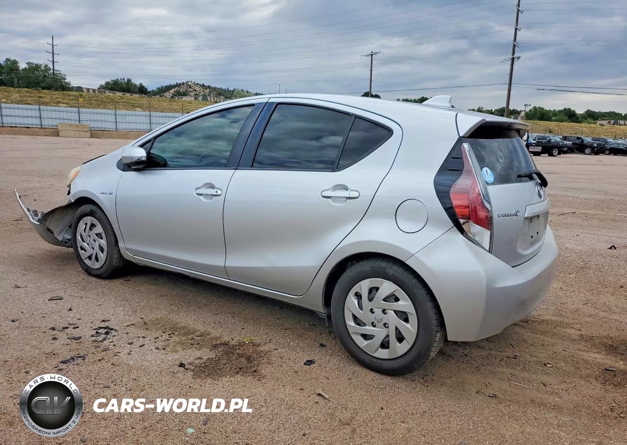 2016 Toyota Prius C Two VIN:JTDKDTB33G1132325 - 2