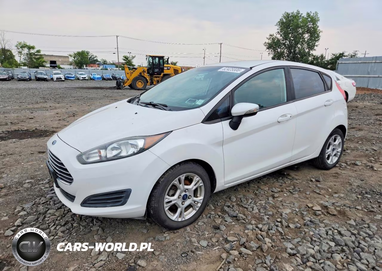2015 Ford Fiesta Se VIN:3FADP4EJ9FM204684 - 1