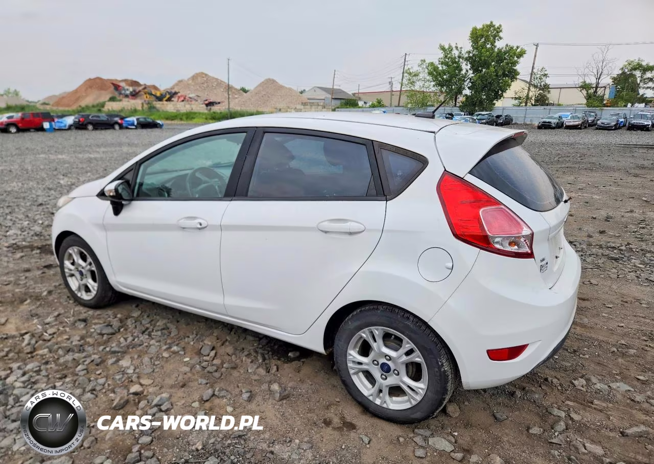 2015 Ford Fiesta Se VIN:3FADP4EJ9FM204684 - 2
