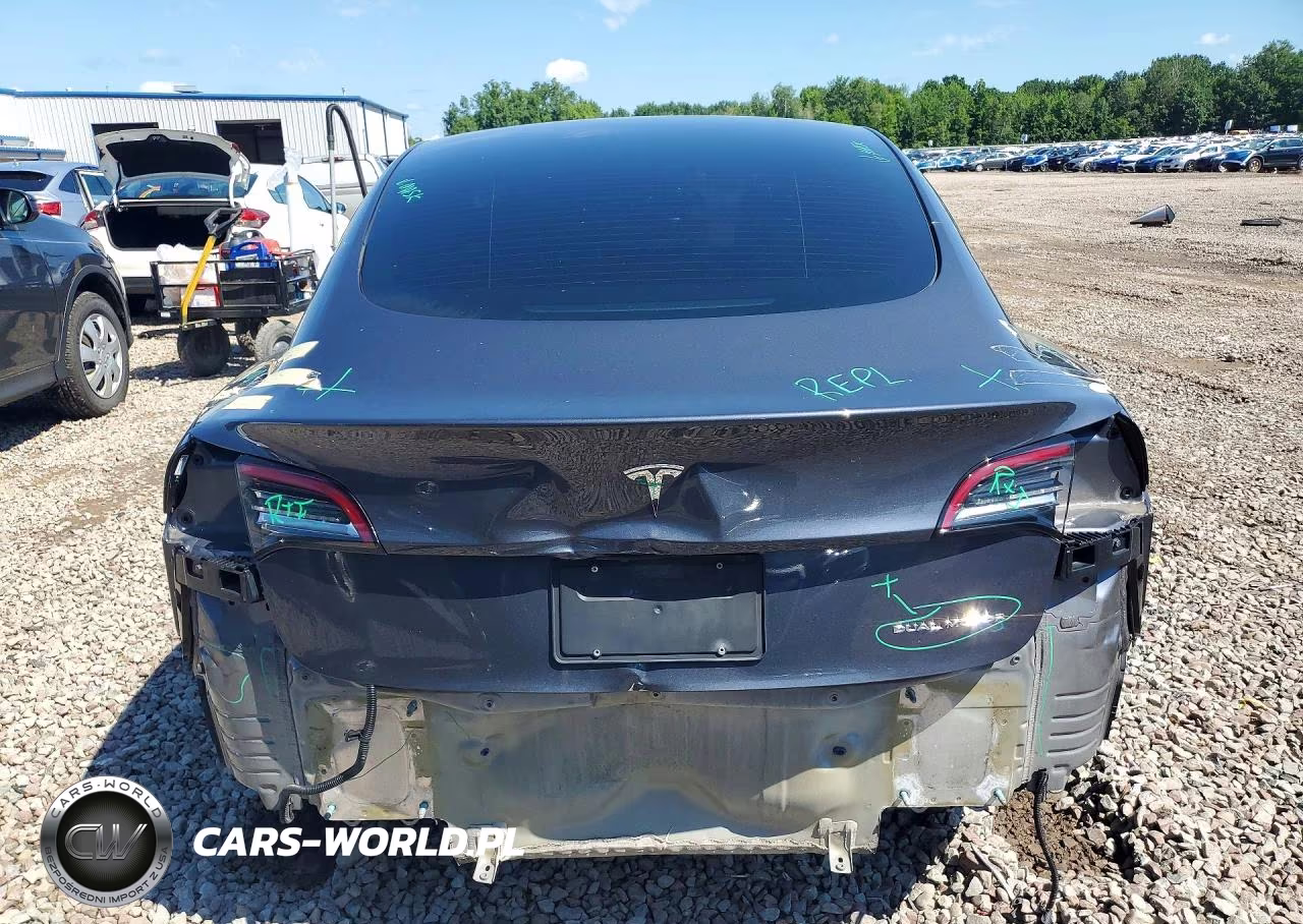 Tesla Model 3 VIN:5YJ3E1EB7PF391576 - 6