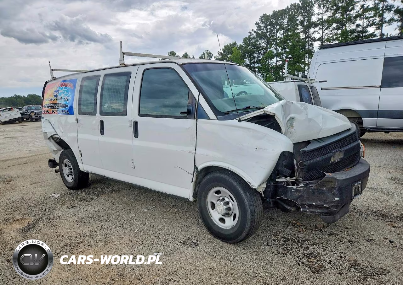 2015 Chevrolet Express G2500 VIN:1GCWGFCFXF1172600 - 4