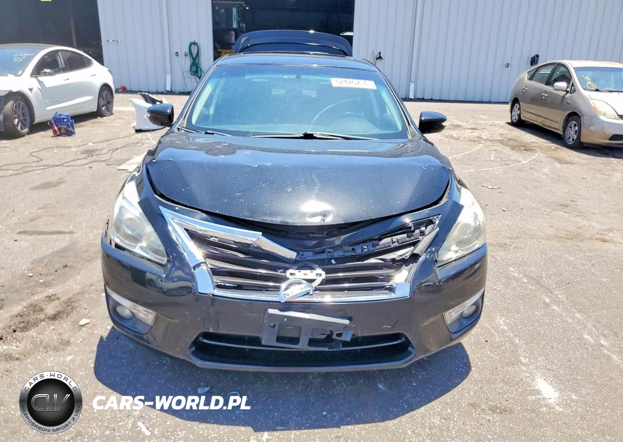 2015 Nissan Altima 2.5 VIN:1N4AL3AP9FN353900 - 5