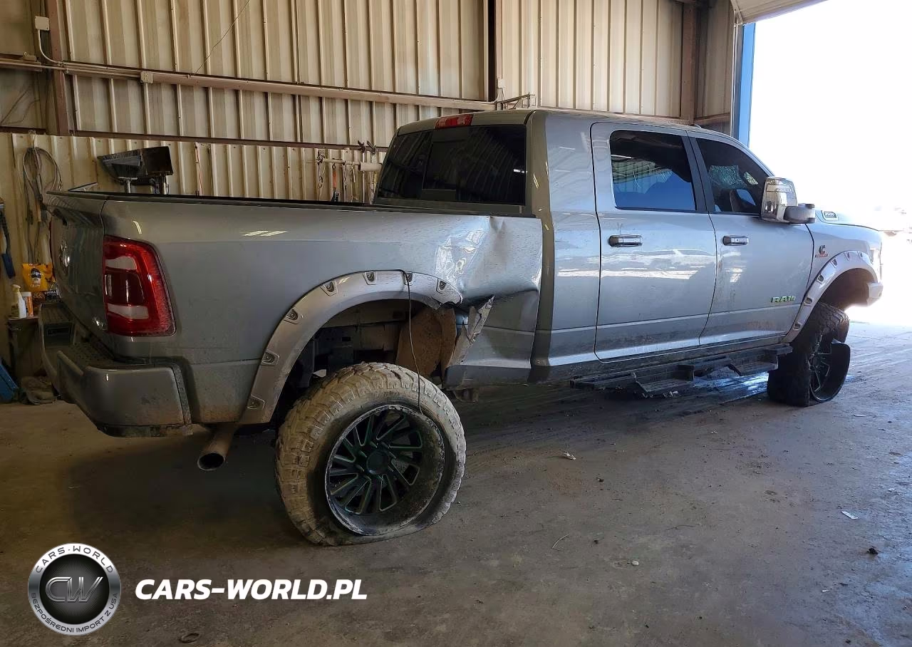 2024 Ram 2500 Laramie VIN:3C6UR5NL0RG134109 - 3