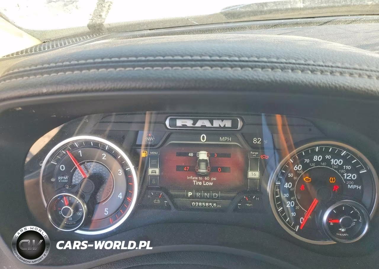 2024 Ram 2500 Laramie VIN:3C6UR5NL0RG134109 - 9