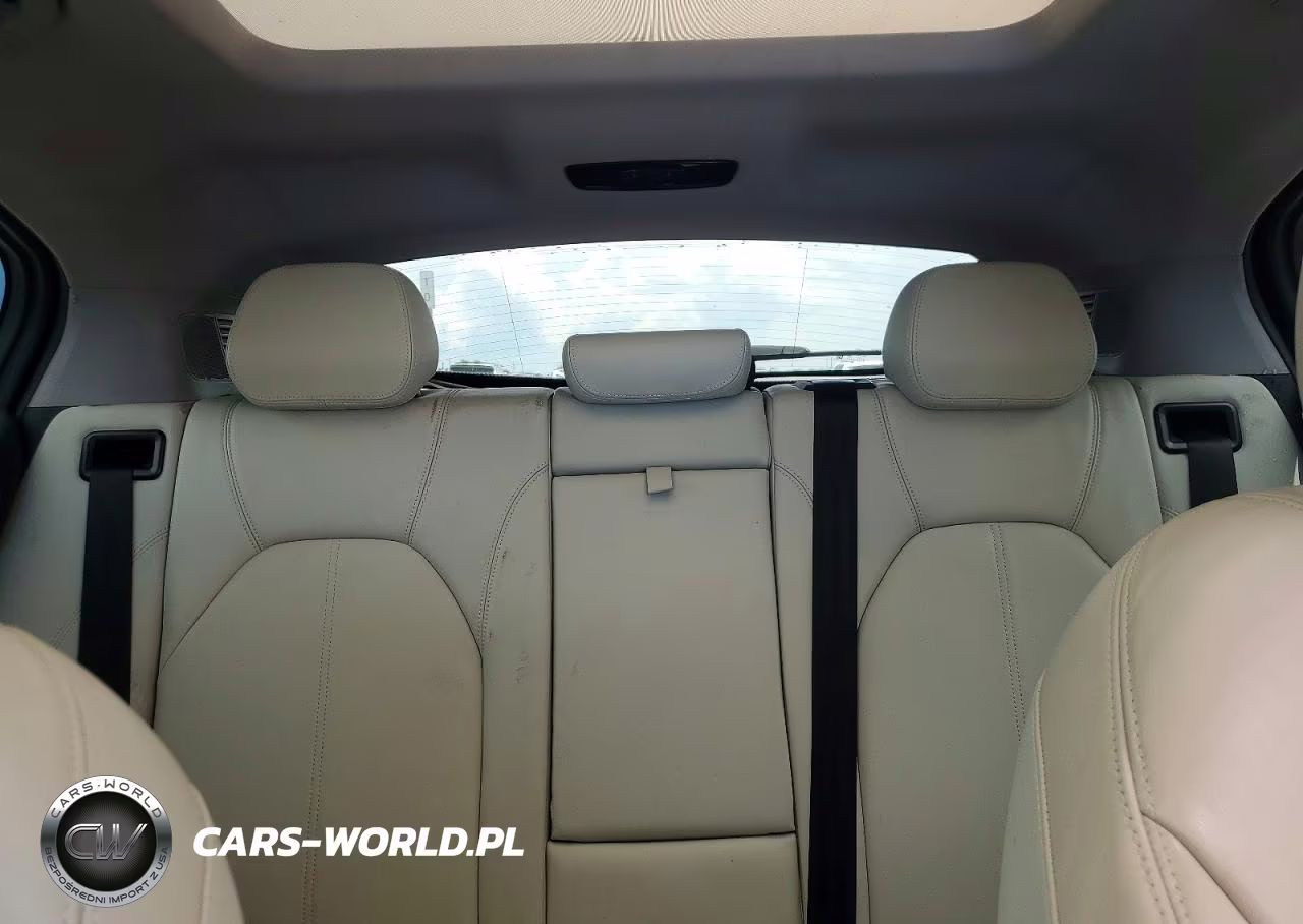 2019 Alfa Romeo Stelvio Ti VIN:ZASPAKBN2K7C71904 - 10
