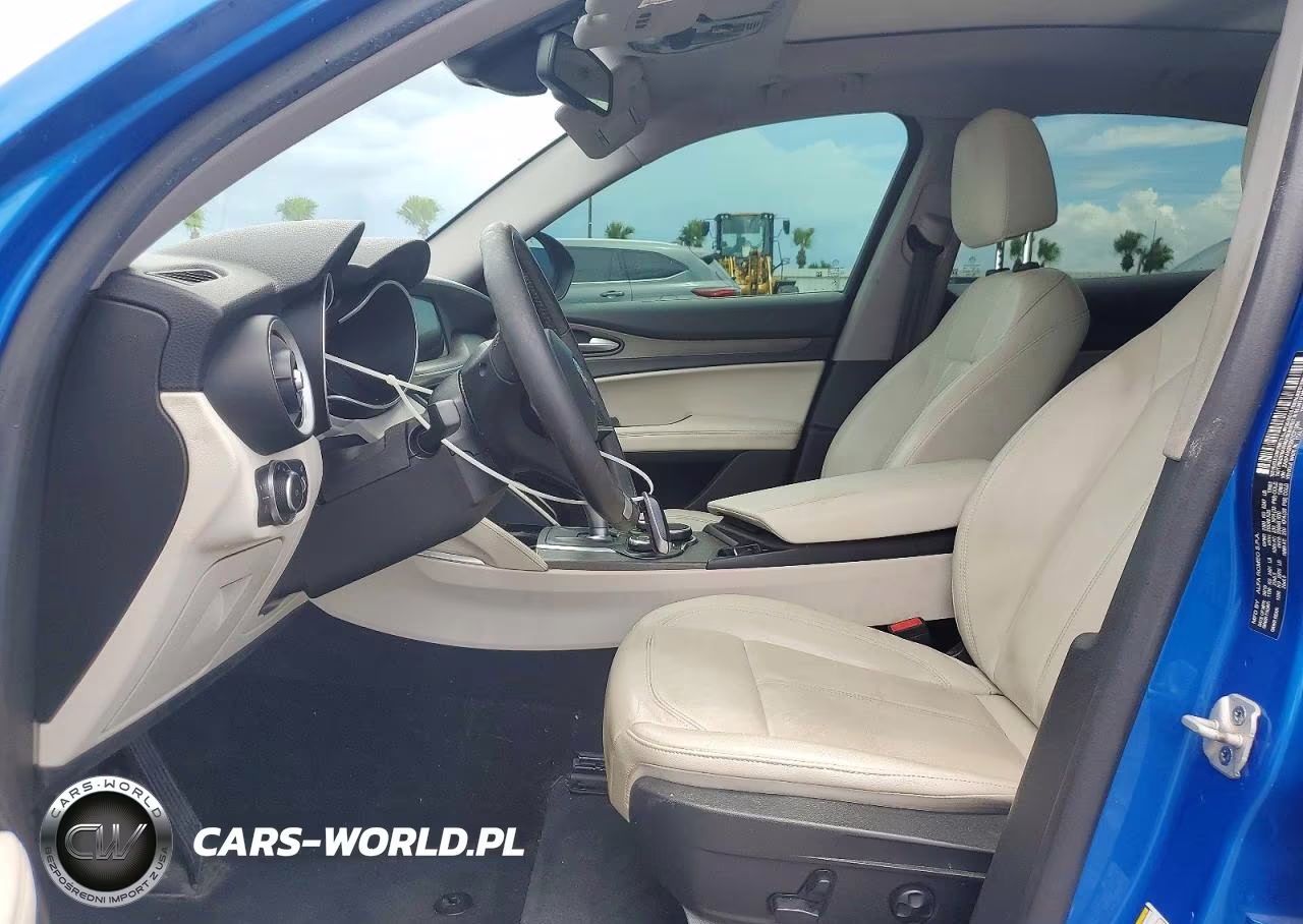 2019 Alfa Romeo Stelvio Ti VIN:ZASPAKBN2K7C71904 - 7