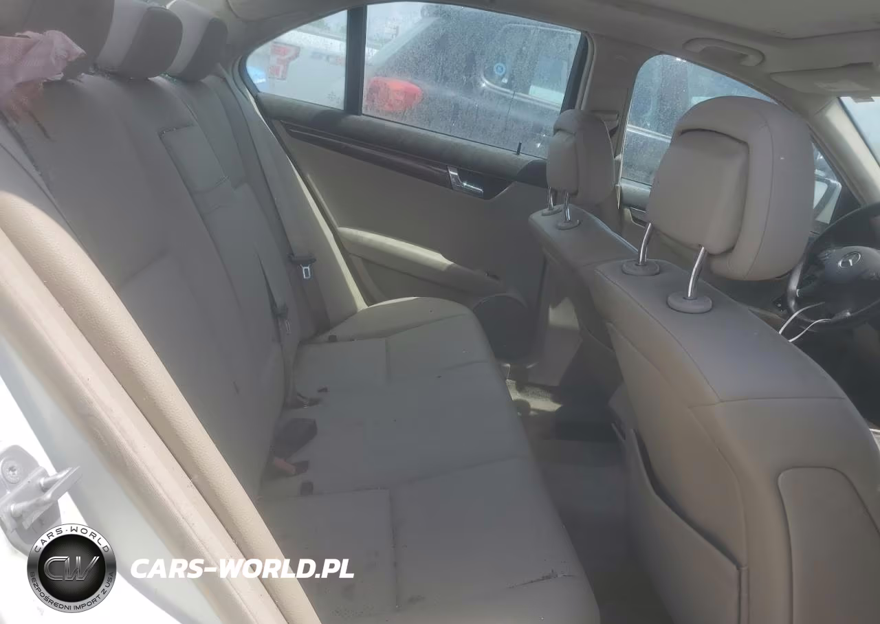 2009 Mercedes-Benz C 300 VIN:WDDGF54X29F235484 - 11