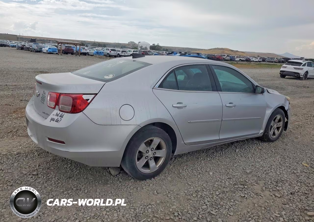 2015 Chevrolet Malibu Ls VIN:1G11B5SL1FU120029 - 3