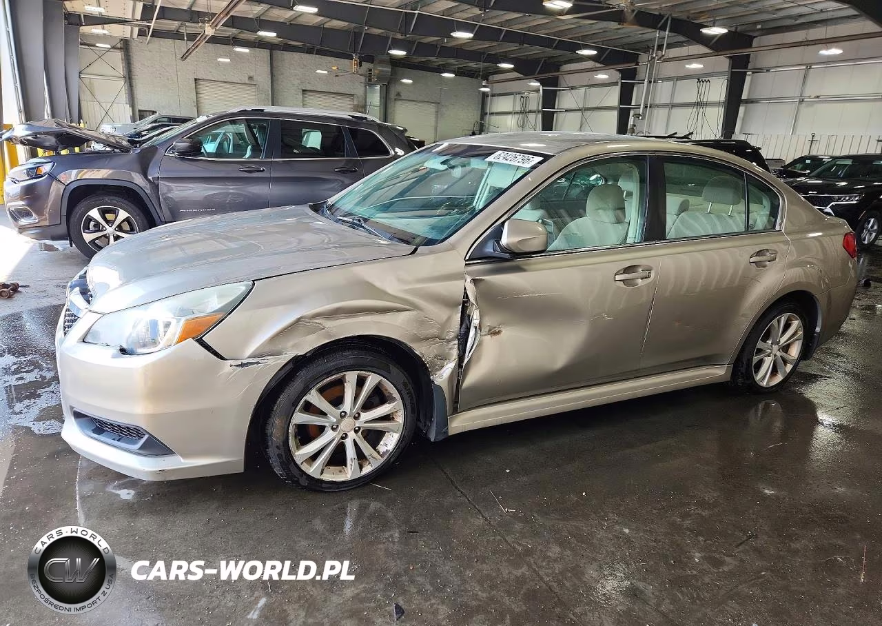 2014 Subaru Legacy 2.5I Premium VIN:4S3BMCC62E3002949 - 1