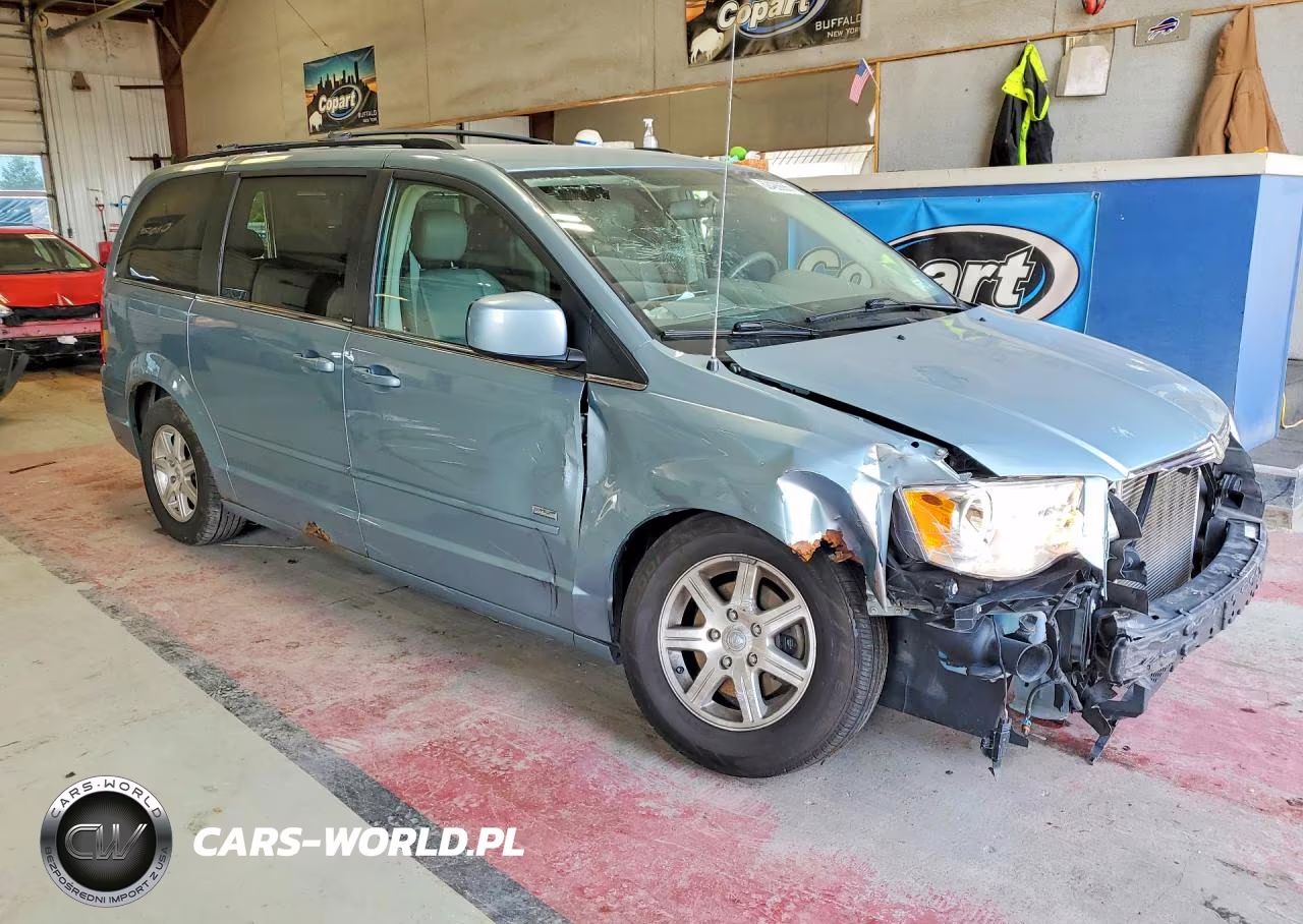 2008 Chrysler Town & Country Touring VIN:2A8HR54P08R839203 - 4