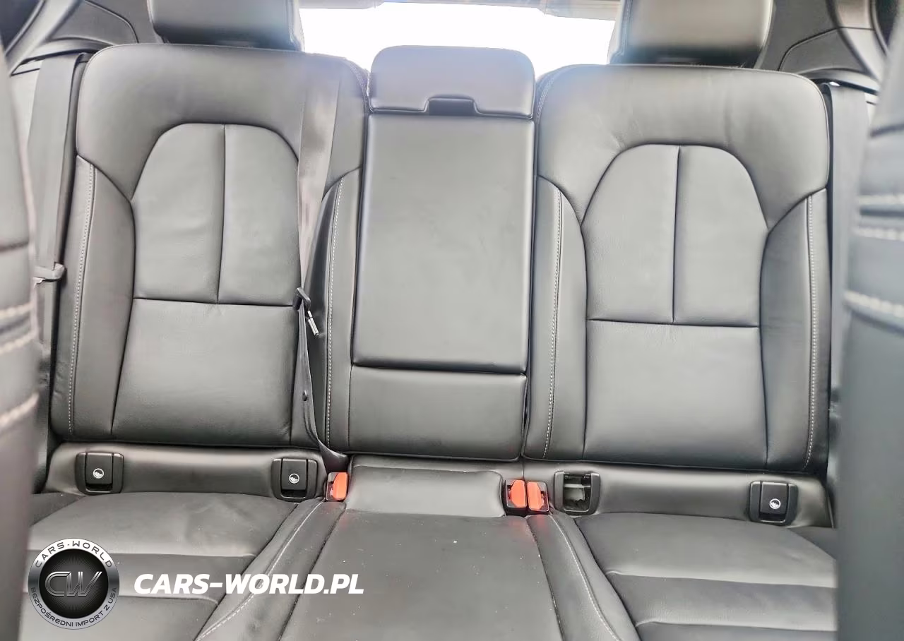 2023 Volvo Xc40 Plus VIN:YV4L12UNXP2070869 - 10
