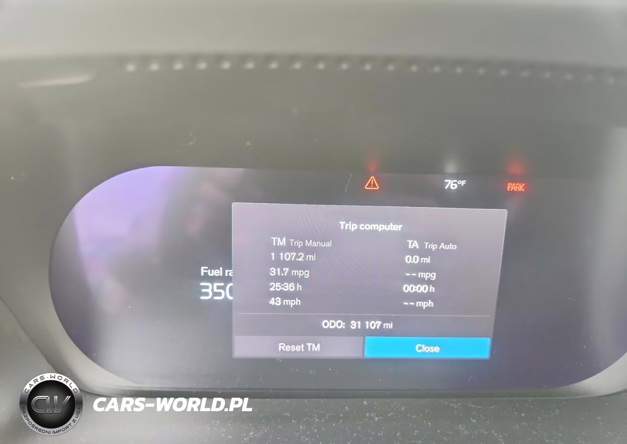 2023 Volvo Xc40 Plus VIN:YV4L12UNXP2070869 - 9