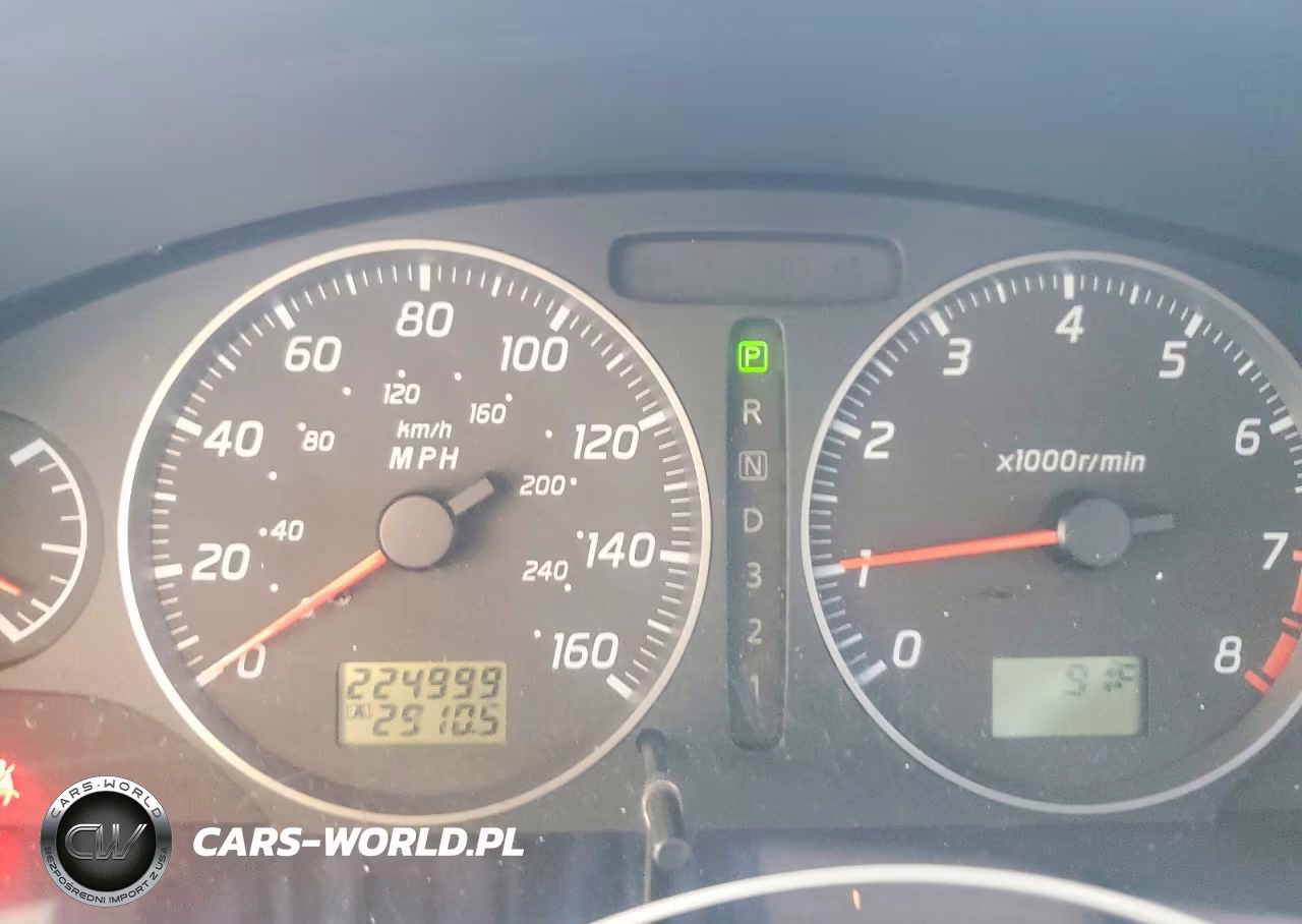 2002 Nissan Maxima VIN:JN1DA31D52T410105 - 9