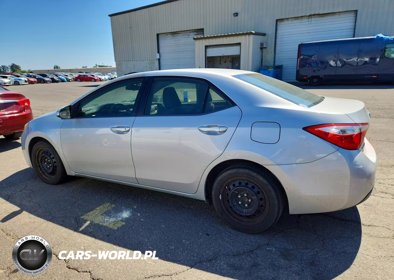 2015 Toyota Corolla Le VIN:2T1BURHE5FC411474 - 2