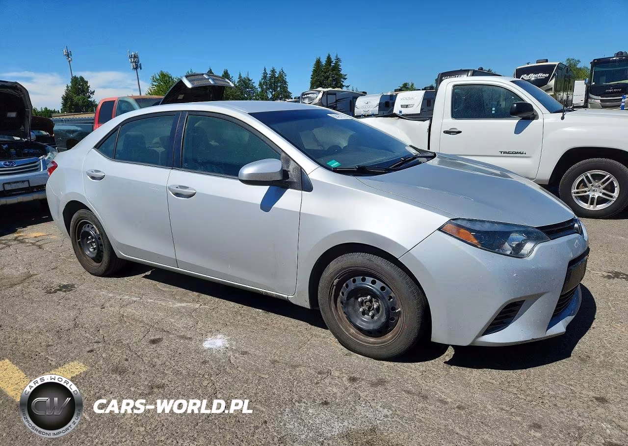 2015 Toyota Corolla Le VIN:2T1BURHE5FC411474 - 4