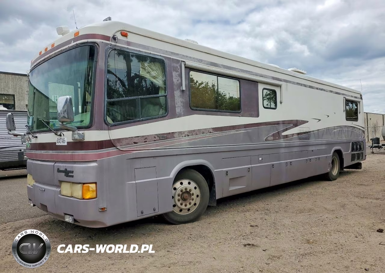 1994 Roadmaster Rail Executive Signature VIN:1RF120610R1011028 - 2