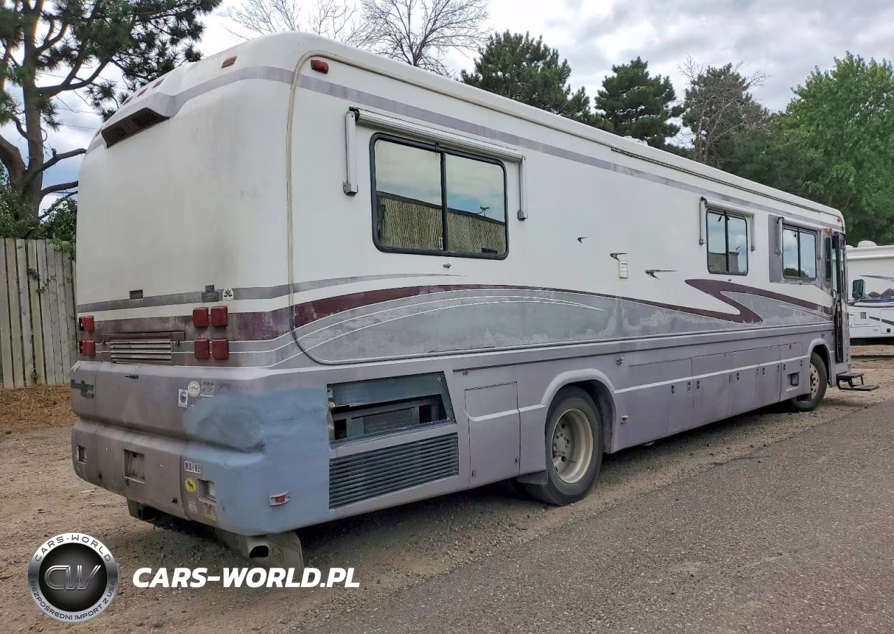 1994 Roadmaster Rail Executive Signature VIN:1RF120610R1011028 - 4