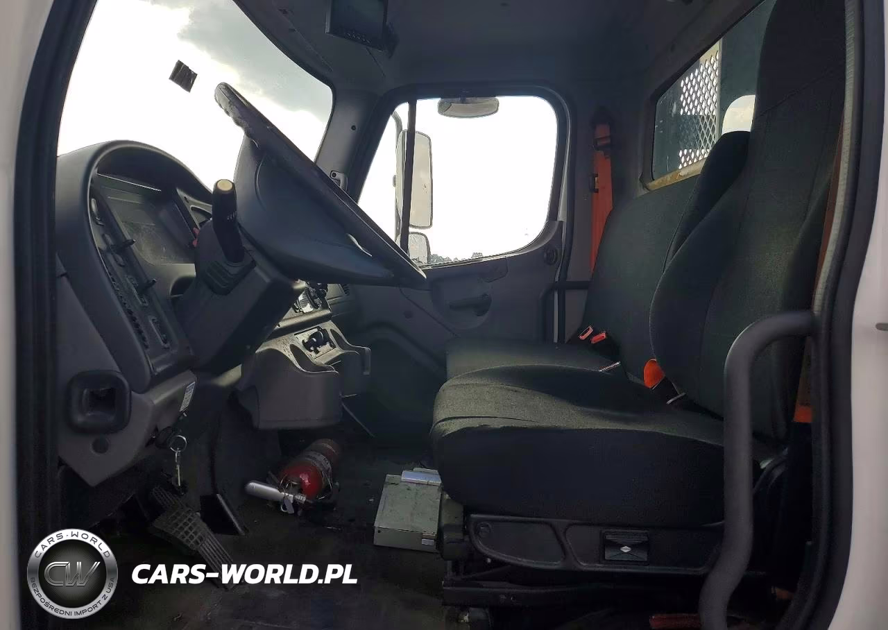 2018 Freightliner M2 106 Medium Duty VIN:1FVACWFA0JHJU2550 - 7