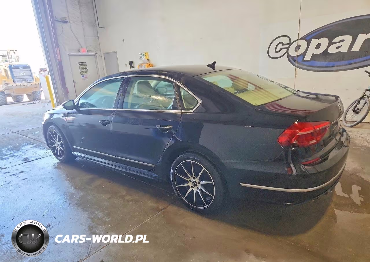 2017 Volkswagen Passat R-Line VIN:1VWDT7A30HC023876 - 2
