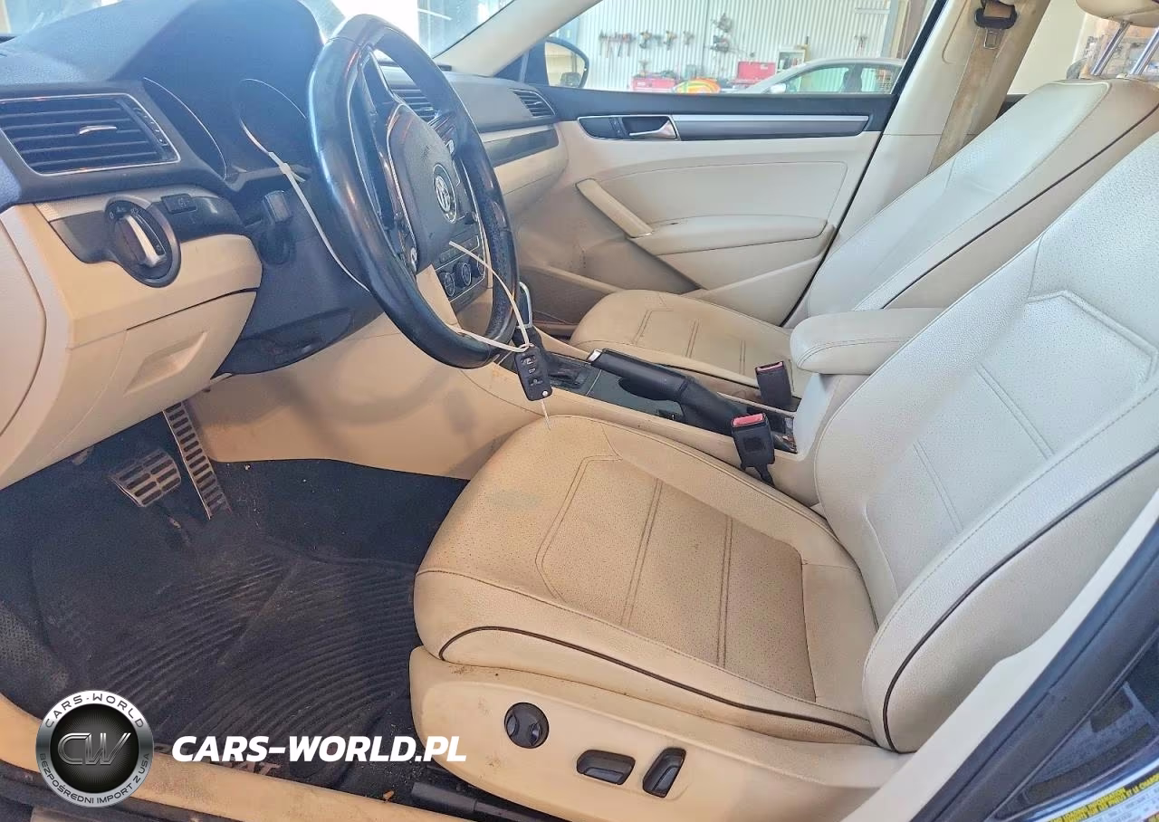 2017 Volkswagen Passat R-Line VIN:1VWDT7A30HC023876 - 7