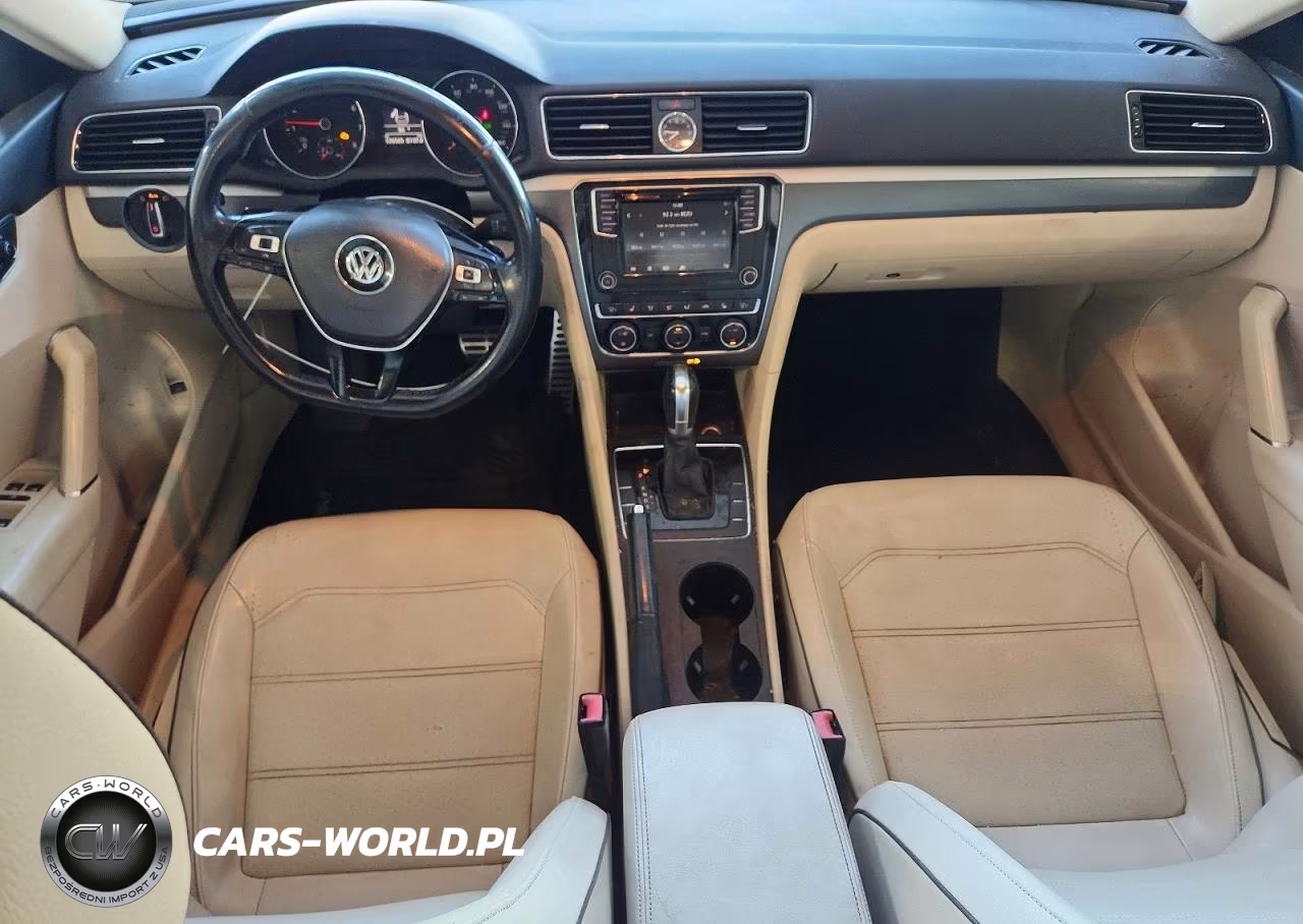 2017 Volkswagen Passat R-Line VIN:1VWDT7A30HC023876 - 8