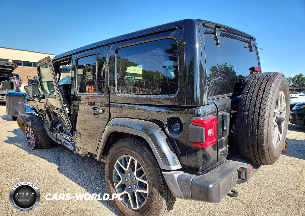 2025 Jeep Wrangler Sahara VIN:1C4PJXEN5SW644182 - 2
