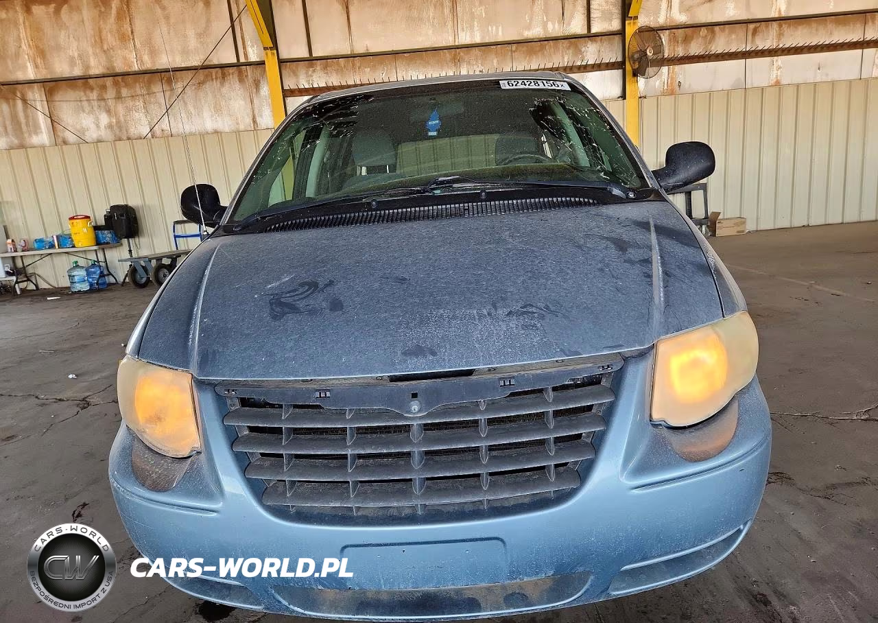 2006 Chrysler Town & Country Touring VIN:2A4GP54L66R808017 - 5