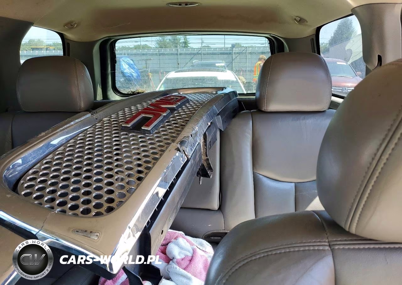 2003 GMC Yukon Denali VIN:1GKEK63U63J185370 - 10