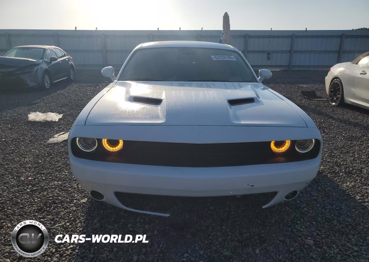 2023 Dodge Challenger Sxt VIN:2C3CDZAG6PH641844 - 5