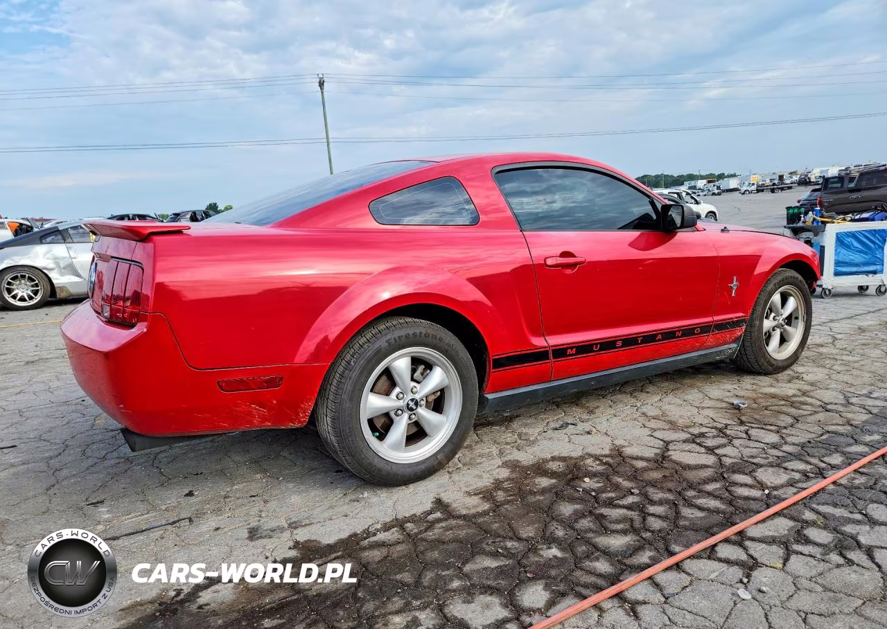 2008 Ford Mustang VIN:1ZVHT80N885199461 - 3
