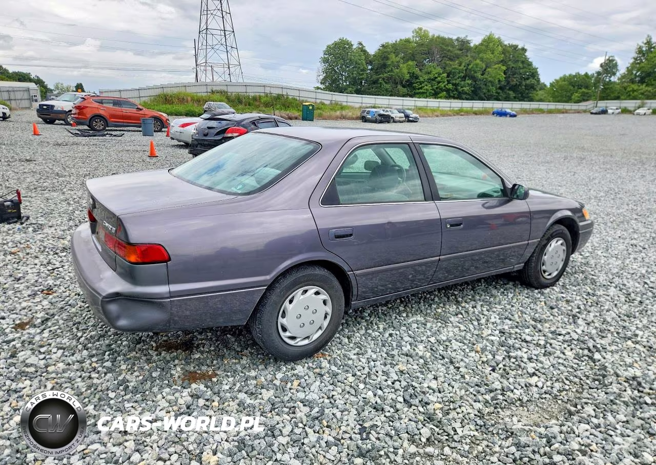 1998 Toyota Camry Le VIN:4T1BG22K5WU857653 - 3