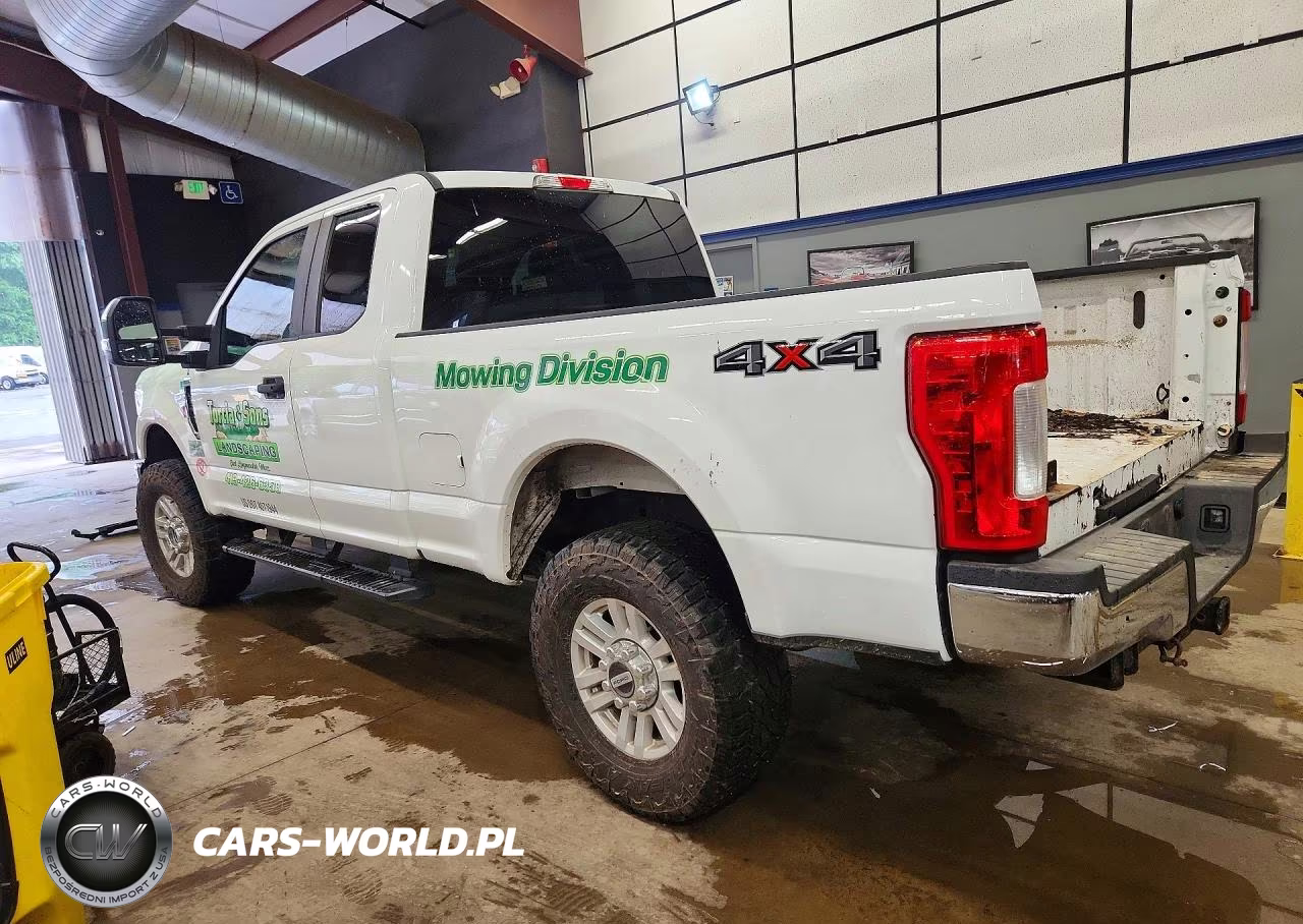 2018 Ford F250 Super Duty VIN:1FT7X2B63JEB14778 - 2