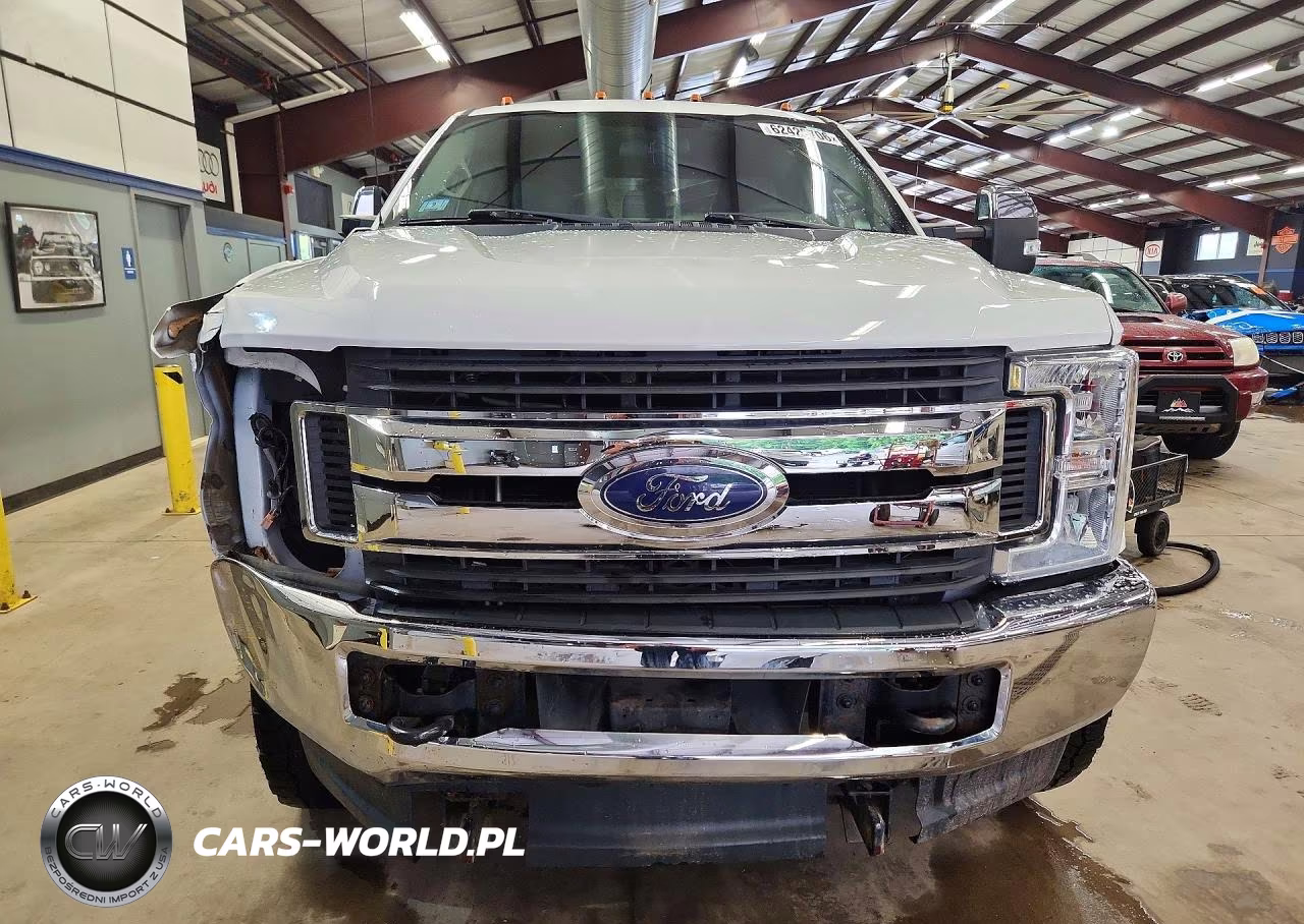 2018 Ford F250 Super Duty VIN:1FT7X2B63JEB14778 - 5